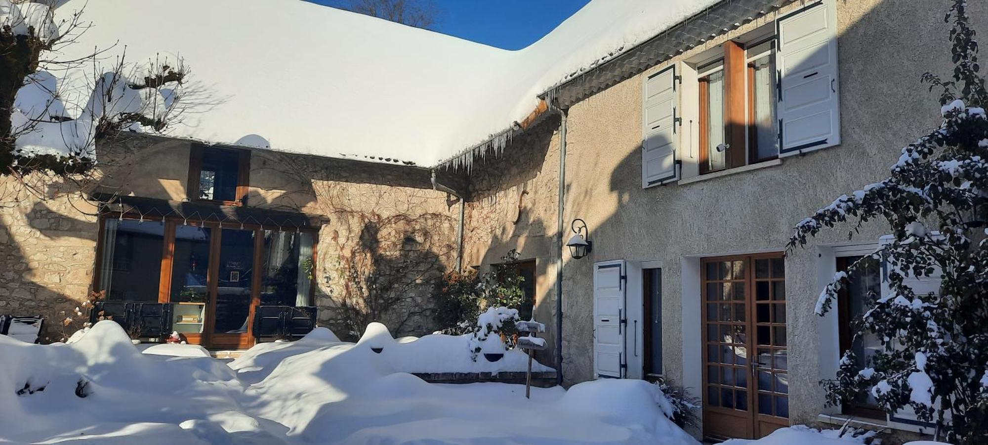 Les Vagabonds Du Mont Bed and Breakfast Chichilianne Exteriör bild